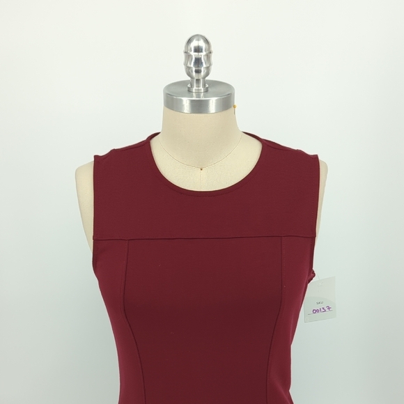 00137 Gap Ruffle Hem Dress Red Size 8 preppy Business casual party cocktail - Picture 3 of 5